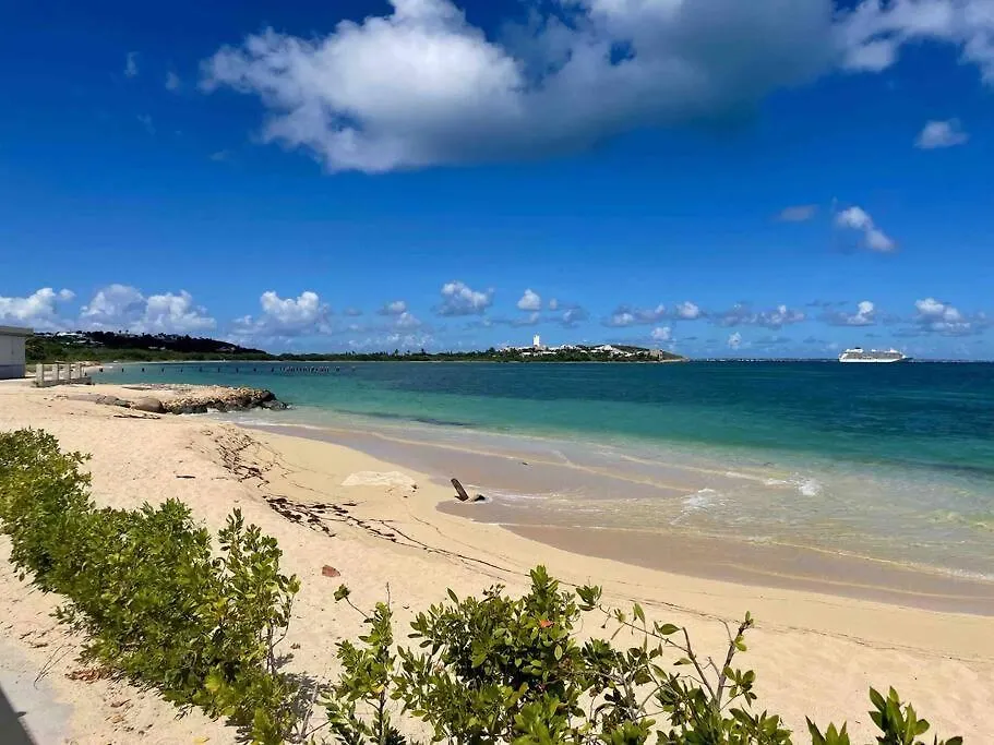 Cote Mer Wonderfull 2 Bedrooms Beachfront Nettle Bay Beach Club Baie Nettle